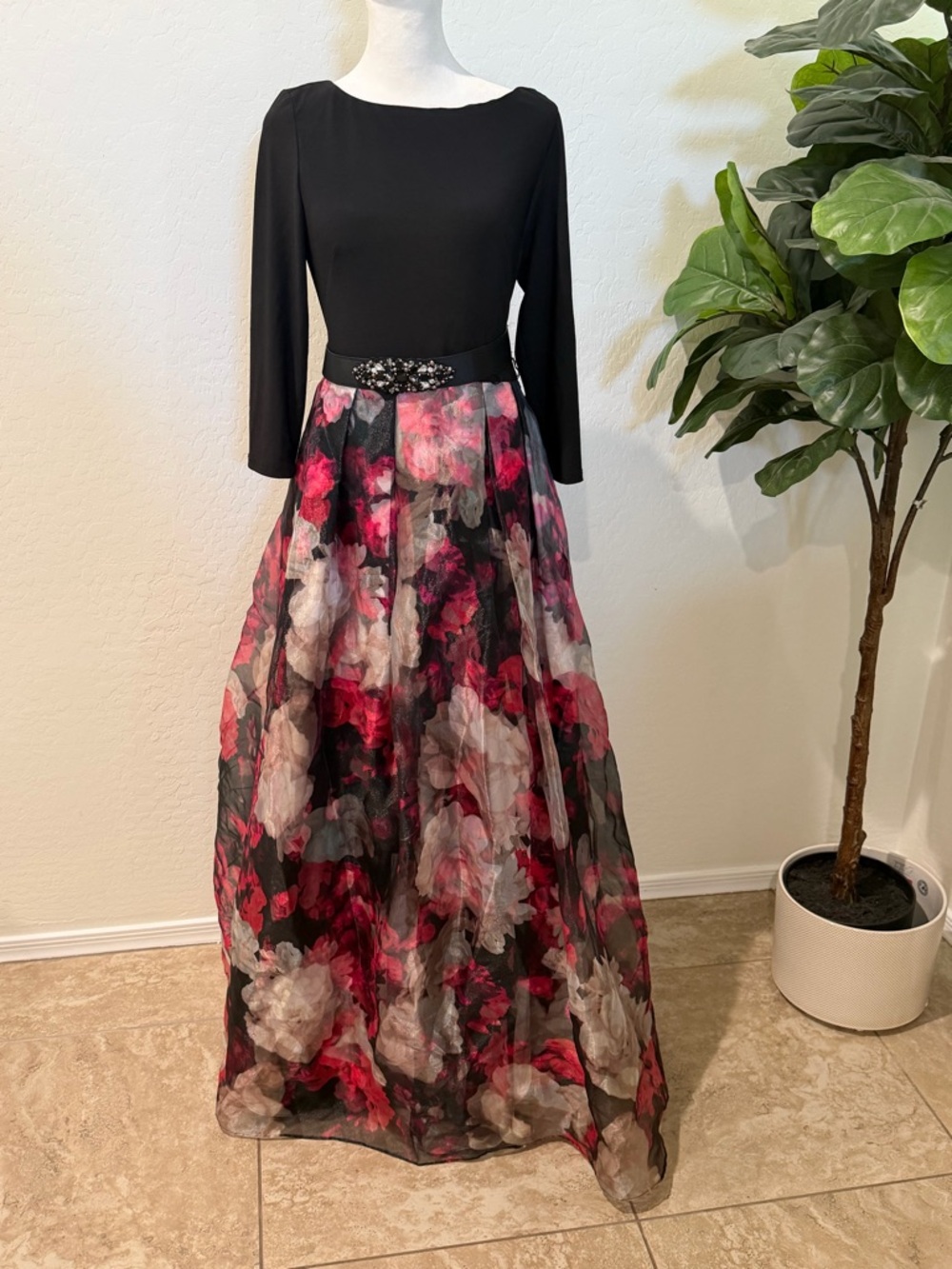 Eliza J Brocade Floral Print
Belted Ballgown